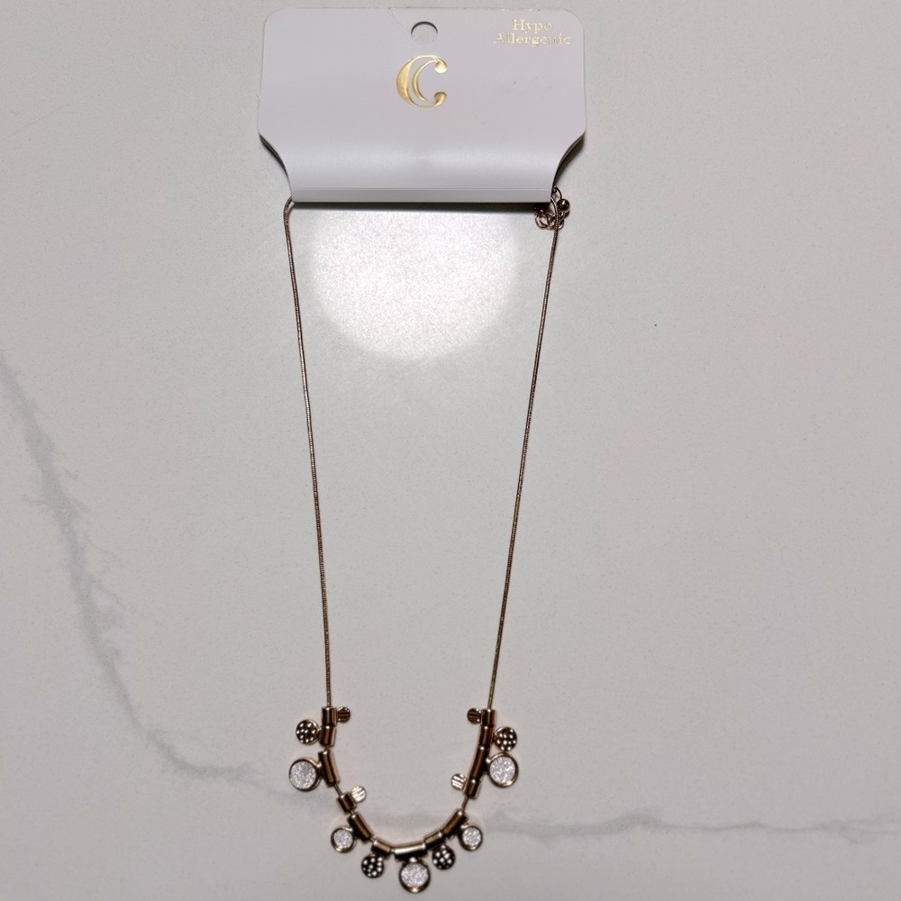 Hypoallergenic gold necklace with crystal accents